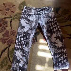 KOS USA capris